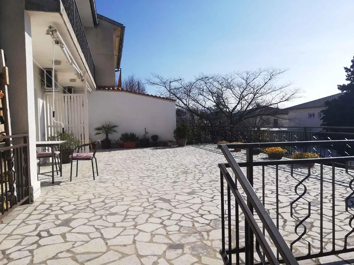 Studio In Novi Vinodolski 15343 Apartamento